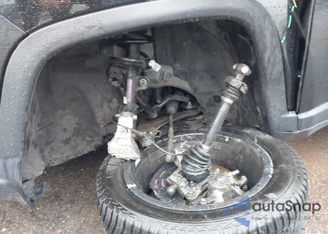 2018 Jeep Compass Limited 4X4 from USA, damaged, VIN 3C4NJDCBXJT180275